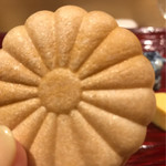 銀座 しのはら - フォアグラマンゴー最中