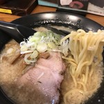 川出拉麺店 - 