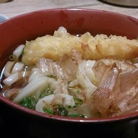 季節割烹 勝味 - コシのあるうどん