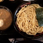 つけ麺無心 - 「豚骨つけ麺(半熟玉子入り)(特盛500g)」