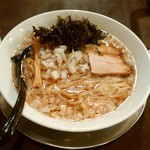 らーめん 潤 - 背脂中華そば醤油