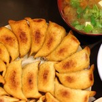 餃子 山女 - 