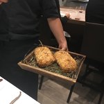 ラチュレ - 仔羊の塩釜焼き