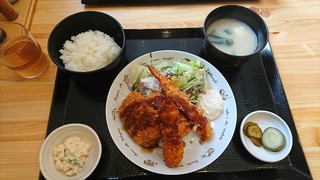 Hotori - ミックスフライ定食