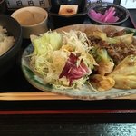 かくれ庵 まるいち - 日替り牛肉の味噌炒め750円