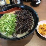 一成 - ラーメン こく味＝５００円
      ネギ＝５０円 キクラゲ＝５０円