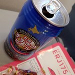 スカイショップ おかだま - ドリンク写真:すすきのビール(ピルスナー/缶)；FDA#174機上にて. 上空での開栓は中身の吹出しに充分注意しませう！ @2018/05/23