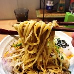 麺小屋 てち - 麺リフト(5/16から平打ち麺に変更された)