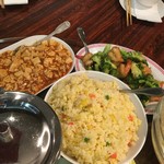 Gold Mountain Restaurant - どんどん御構い無しに