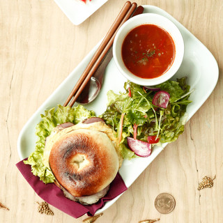 アンティーク&オールディーズ 喫茶室_1