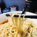 マキザラーメン - 極細麺だった