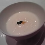 四川豆花飯荘 - 杏仁豆腐