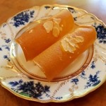 プティレストラン グーテ - アーモンドチュイール