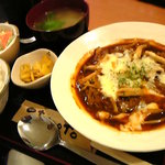 クレープハウス 果実の星野屋 - 煮込みハンバーグ定食（830円）