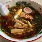 磯舟焼いか - しょうゆラーメン　550円