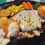 レストラン グリーンパーラー - ハンバーグチーズマウンティン 1,800円(ハンバーグとホタテフライのチーズ掛け)