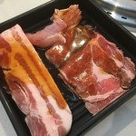 じゅうじゅうカルビ - ♪焼肉３種盛り...スタート