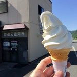 松岡食品 - 豆乳ソフトクリーム（レギュラーサイズ）250円