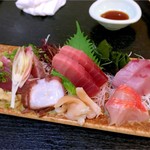 十八番 - ちょい刺し盛り。