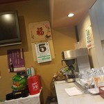 龍鳳苑 - 店内の様子