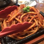 洋食&樽生ワイン しもじま亭 - 鉄板ナポリタン