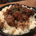 洋食&樽生ワイン しもじま亭 - バターライス肉のっけ