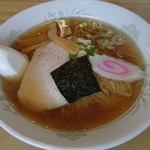 こまつや - ラーメン。これが日本のラーメンの基本て感じがします。