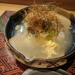 肴とお酒 うを弘 - 小田原産はもの玉締め（玉ねぎ・三つ葉・ごぼう）