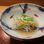 肴とお酒 うを弘 - 炙り生とり貝・独活・人参