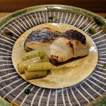 肴とお酒 うを弘 - 黒むつ西京焼き 茎山葵