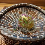 肴とお酒 うを弘 - 小田原産 生シラス ジュレ掛け