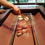 高台寺 和久傳 - 焼物は若い料理人が登場し調理('18.3月初旬)