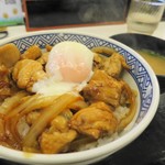 吉野家 - 鶏すき丼450円＋みそ汁60円