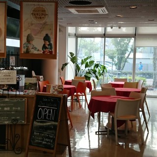 フレンチカフェ シェ・ワタナベ_2