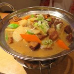 恋味亭 - 牛腩炖土豆（牛バラとジャガイモ鍋）