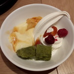 アエン・テーブル - 