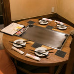 Gottsui - テーブル席