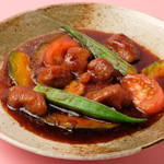中国菜館 志苑 - 夏野菜の黒酢酢豚