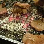 炭火焼肉屋台 たじま屋 - 塩タン