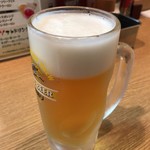 串カツ生野 - 生ビール(中) キリン一番搾り 380円(税込)