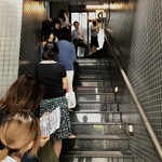 Isoya taikoma - 開店15分で階段下までの行列が出来てました
