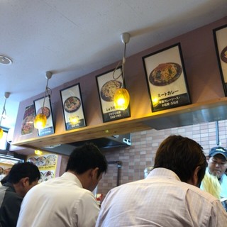 ロメスパ バルボア_2