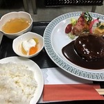 ママズ キッチン - ハンバーグセット800円