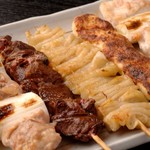 Assorted Yakitori (grilled chicken skewers) (5 skewers)