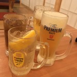 世界のビールとステーキ 99 - 肉バルDenny(東京都大田区蒲田)生ビール・ハイボール・ウーロンハイ