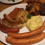 Paulaner Brauhaus  - 1805_Paulaner Brauhaus_Paulaner Platter@415,000Rp(肉盛合せ)
