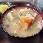 金長食堂 - 豚汁？