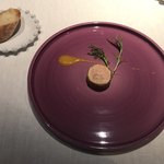 リョウリヤ ステファン パンテル - フォアグラのコンフィ 奈良漬巻き 南国フルーツのソース①