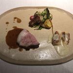 リョウリヤ ステファン パンテル - バスク産豚ロースのロースト アルザス風ニョッキ 京野菜のグリル