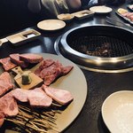 焼肉 有牛 - 